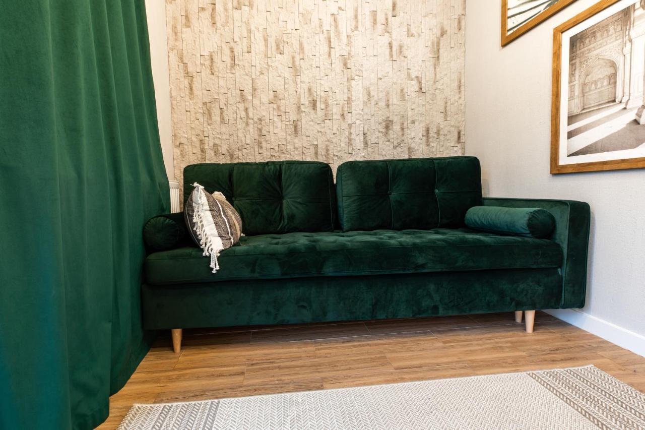 Stylowe Apartamenty Plewiska מראה חיצוני תמונה