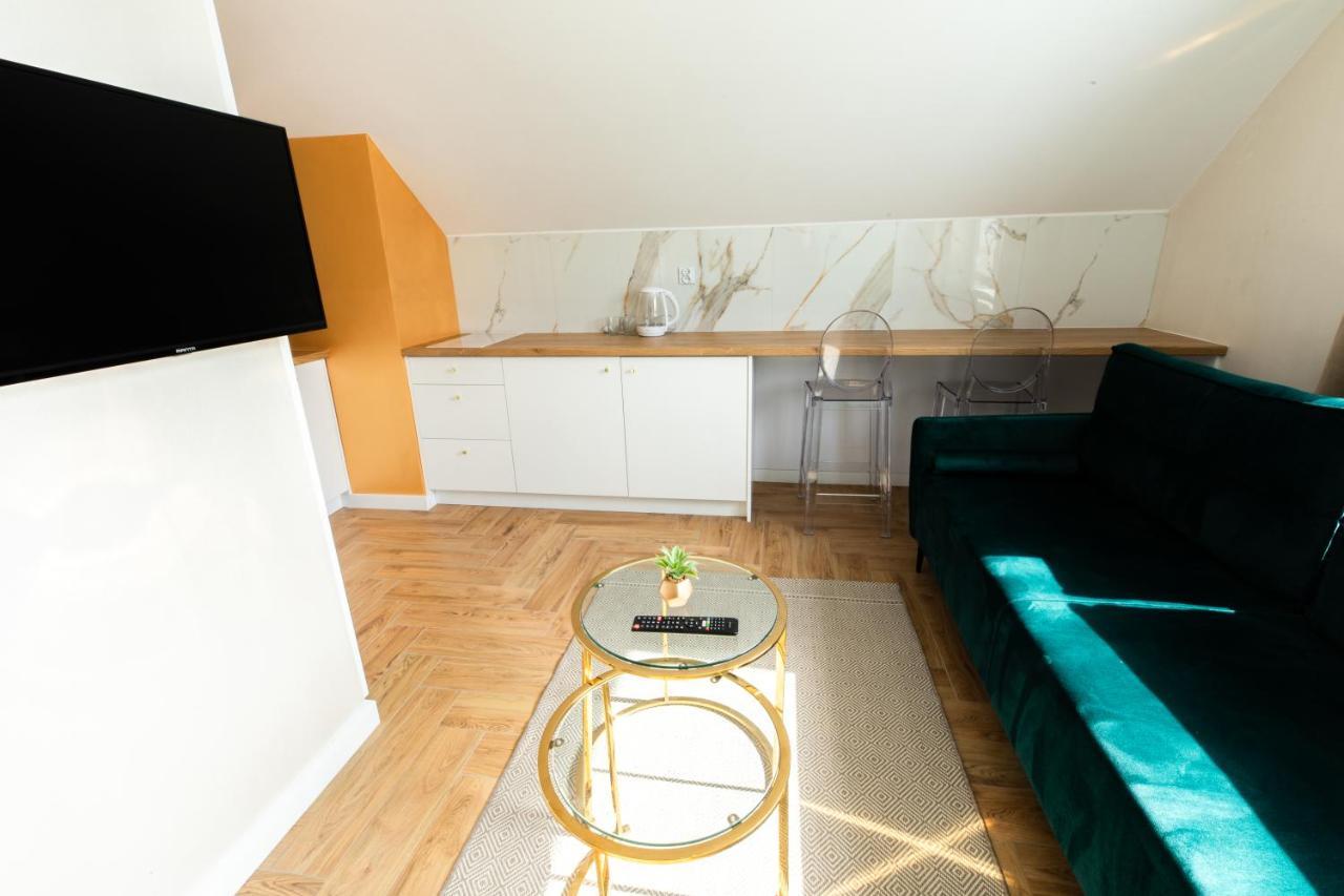 Stylowe Apartamenty Plewiska מראה חיצוני תמונה